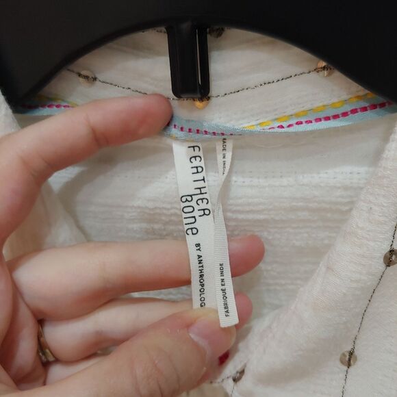 Feather Bone Anthro White Sequin Button Up Top XS - Picture 4 of 6